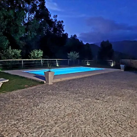 - Casa Leirinhas Holiday home *